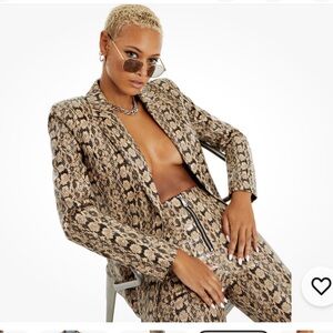 NWT DANIELLE BERNSTEIN Womens Blazer Faux-Snakeskin Brown‎